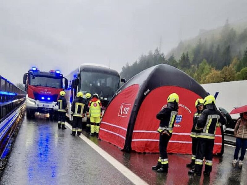 Pericolo cavi esposti: un aiuto per la sicurezza arriva dalle canaline - La  voce di Bolzano